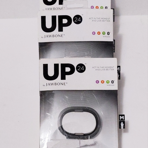 Jawbone UP 24 Wireless Activity Tracker BLACK MED. JL01-52M-US - Picture 2 of 4
